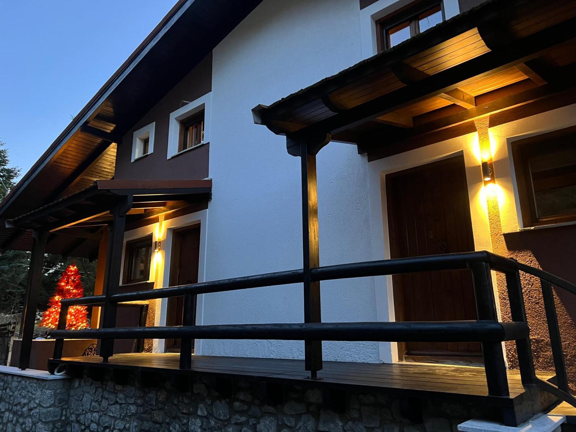 ホテル Mz Reindeer Kalívia エクステリア 写真